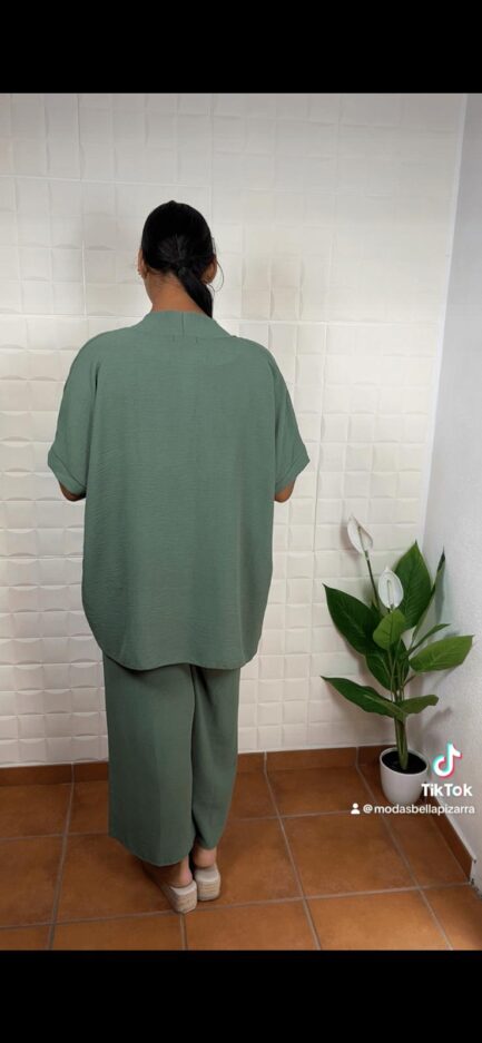 Conjunto Naomi. - Imagen 2