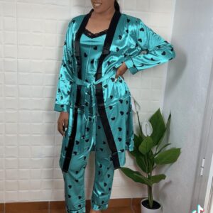 Pijama Lunares.