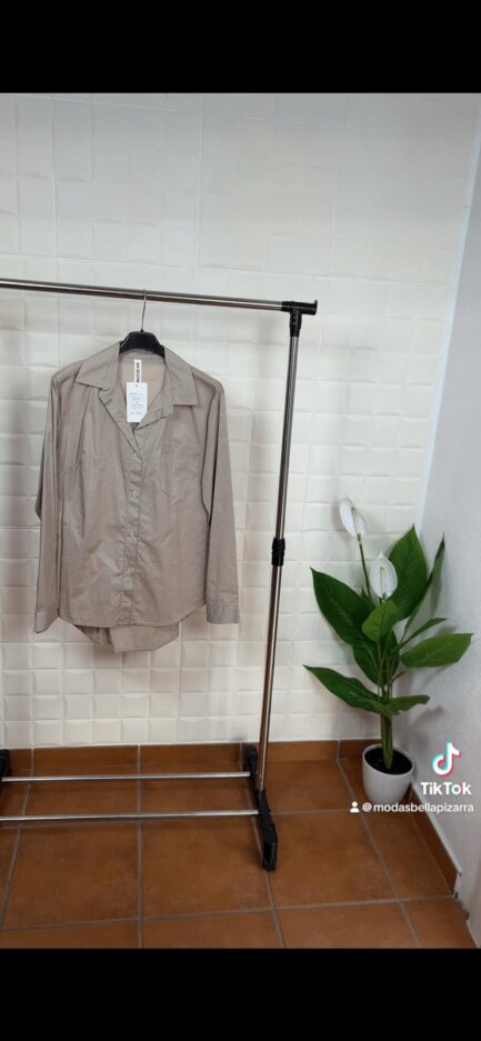 Camisa Lisa. - Imagen 4